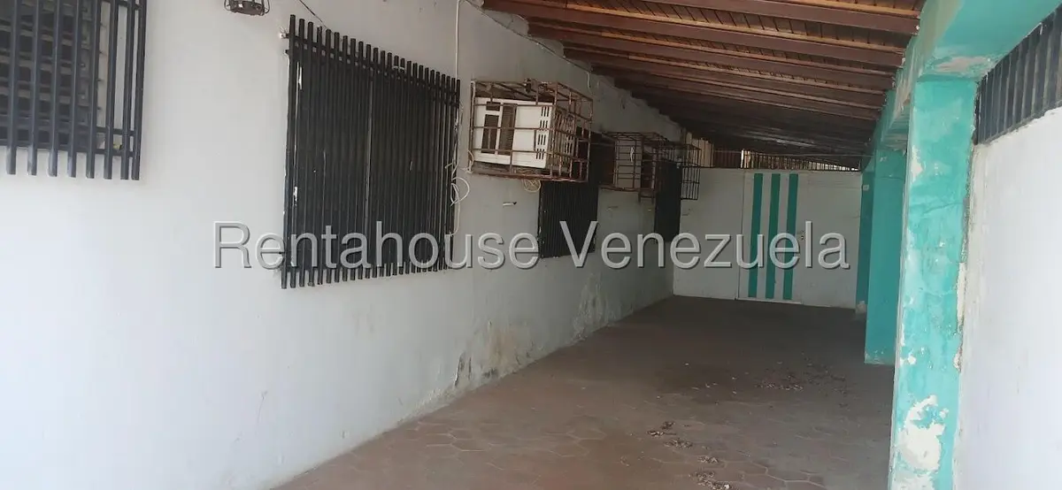 Casa (1 Nivel) en Alquiler en Calle Piar, Zulia - 5