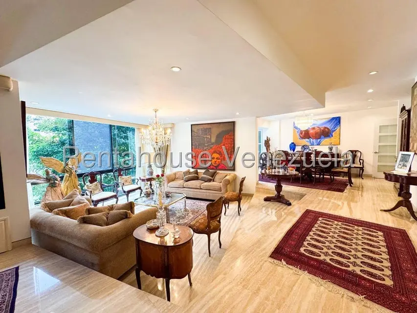 Apartamento (1 Nivel) en Venta en Lomas de La Lagunita, Distrito Metropolitano - 2