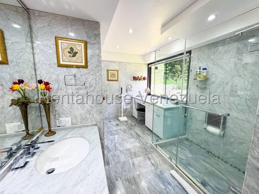 Apartamento (1 Nivel) en Venta en Lomas de La Lagunita, Distrito Metropolitano - 32