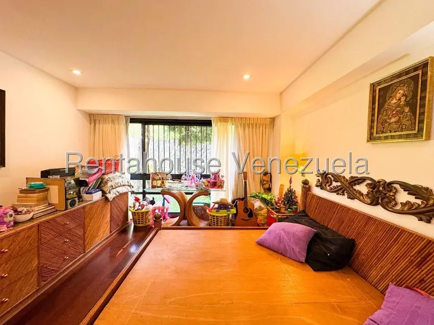 Apartamento (1 Nivel) en Venta en Lomas de La Lagunita, Distrito Metropolitano - 35