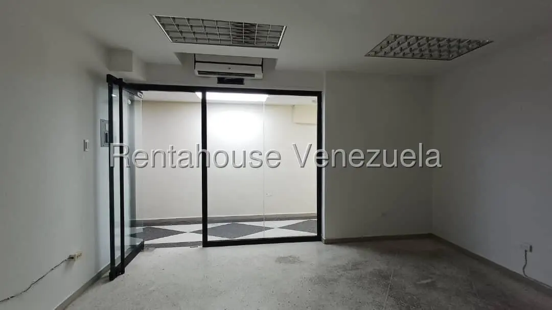 Comercial (Local Comercial) en Alquiler en Zona Centro, Aragua - 14