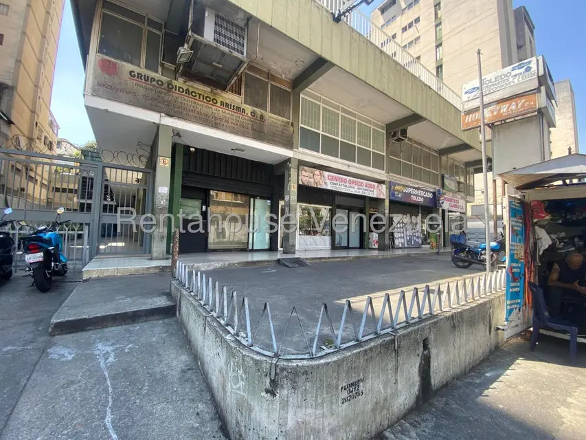 Comercial (Local Comercial) en Alquiler en El Marques, Distrito Metropolitano - 4