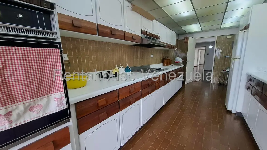 Apartamento (1 Nivel) en Venta en Colinas de Bello Monte, Distrito Metropolitano - 28