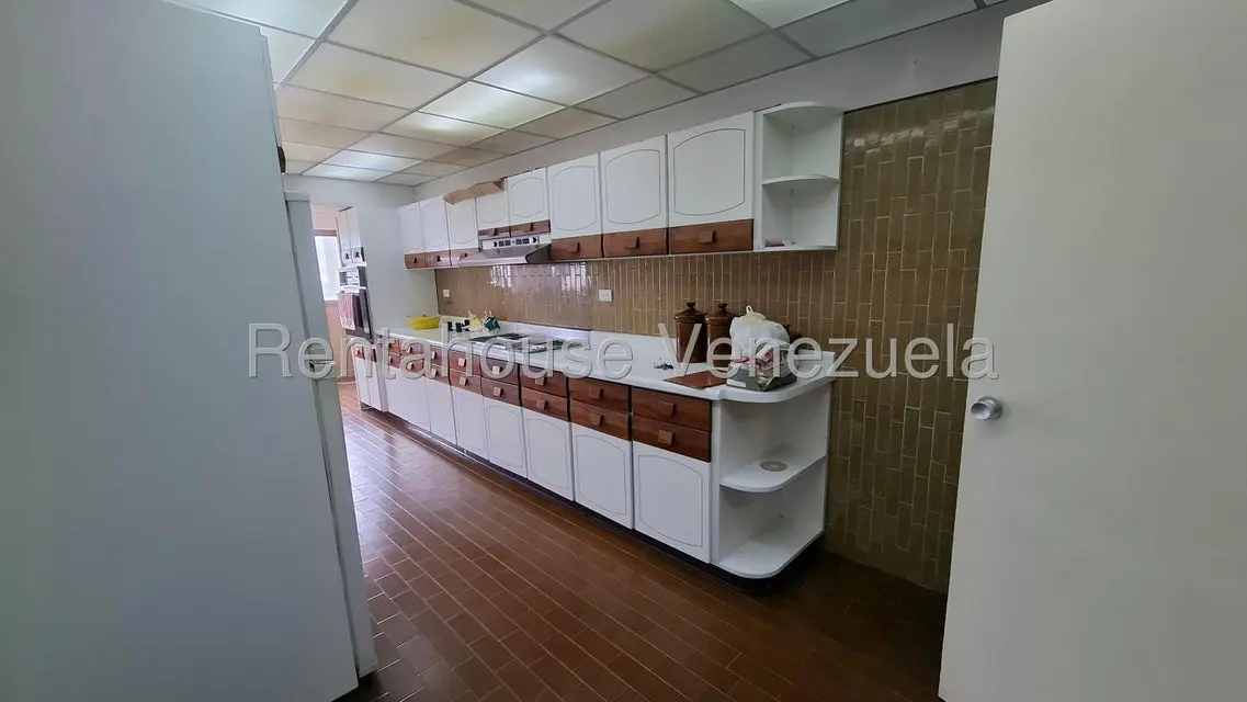 Apartamento (1 Nivel) en Venta en Colinas de Bello Monte, Distrito Metropolitano - 31