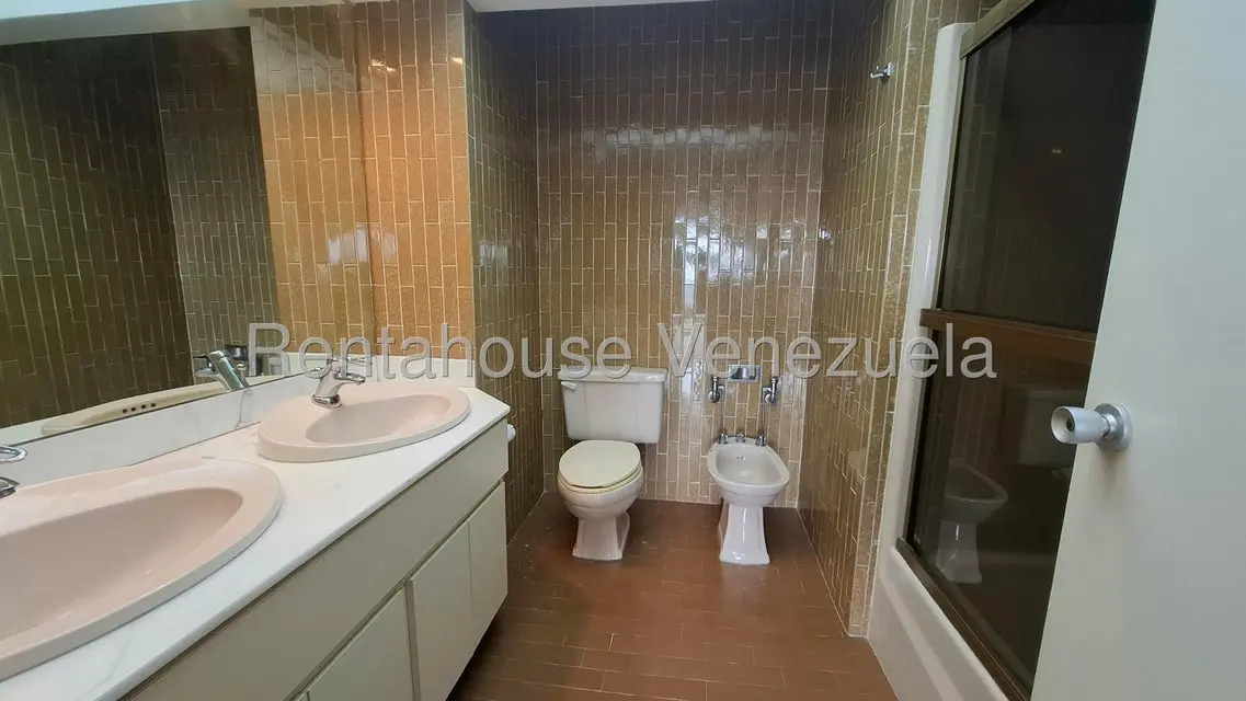 Apartamento (1 Nivel) en Venta en Colinas de Bello Monte, Distrito Metropolitano - 41