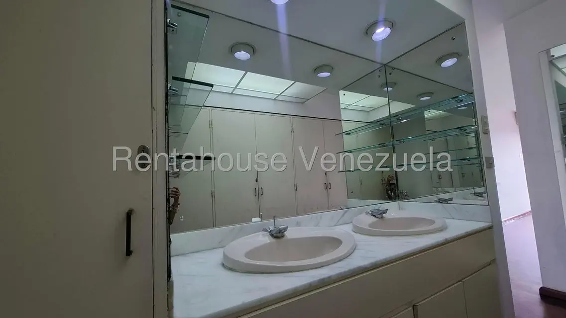 Apartamento (1 Nivel) en Venta en Colinas de Bello Monte, Distrito Metropolitano - 48