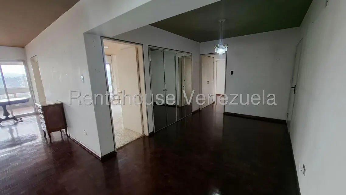 Apartamento (1 Nivel) en Venta en Colinas de Bello Monte, Distrito Metropolitano - 6