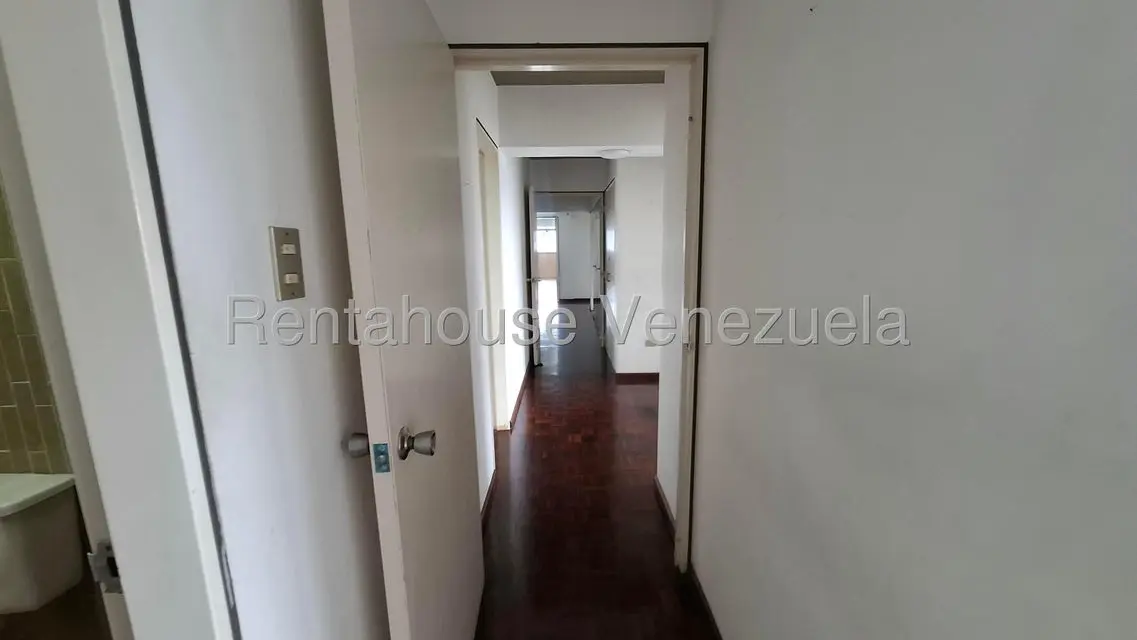 Apartamento (1 Nivel) en Venta en Colinas de Bello Monte, Distrito Metropolitano - 52