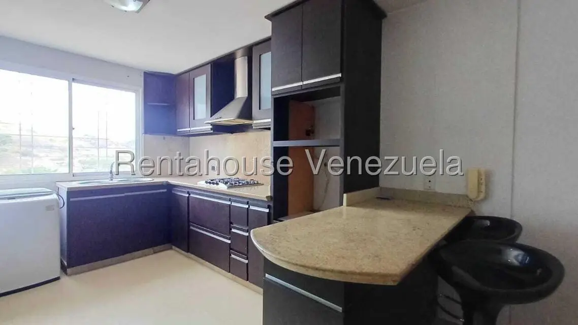 Apartamento (1 Nivel) en Alquiler en Ciudad Roca, Lara - 8