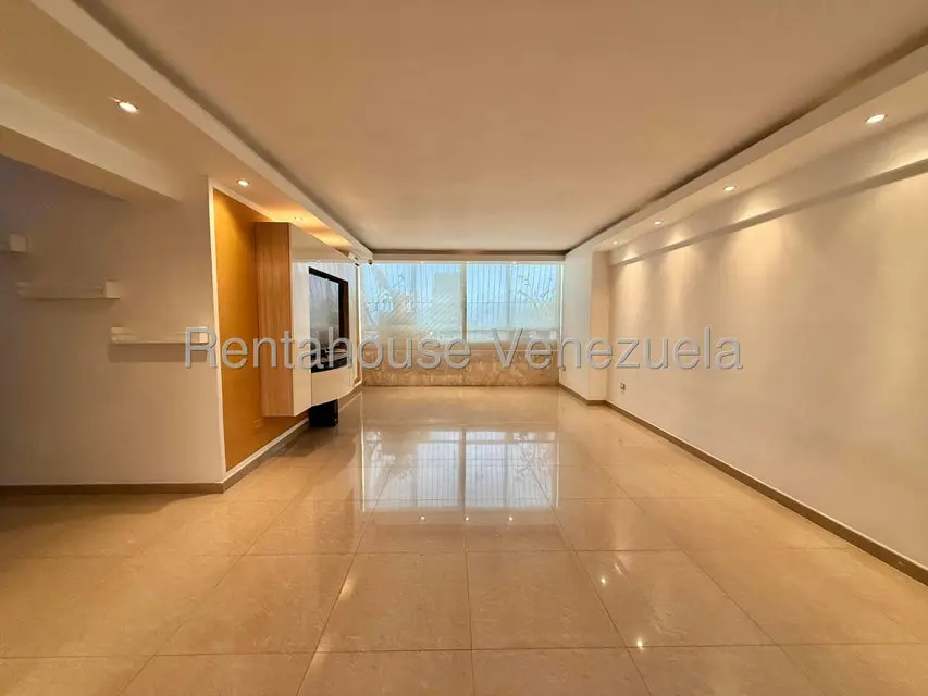 Apartamento (1 Nivel) en Venta en Parroquia Altagracia, Distrito Metropolitano - 5