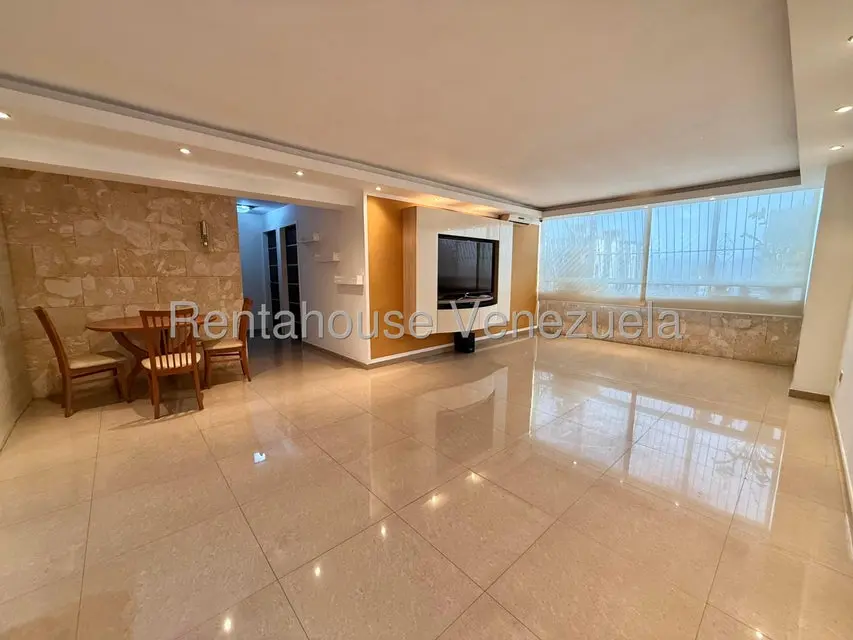 Apartamento (1 Nivel) en Venta en Parroquia Altagracia, Distrito Metropolitano - 6