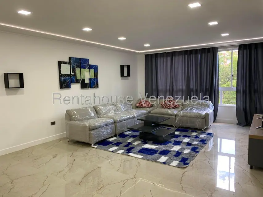 Apartamento (1 Nivel) en Venta en Escampadero, Distrito Metropolitano - 2