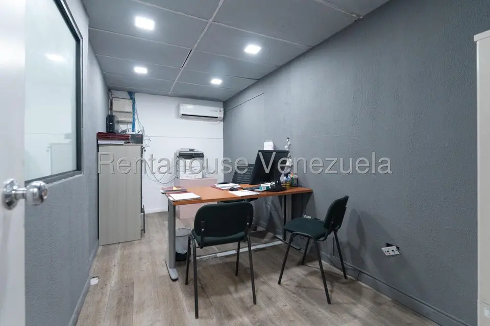Comercial (Galpon - Deposito) en Venta en La Florida, Distrito Metropolitano - 17