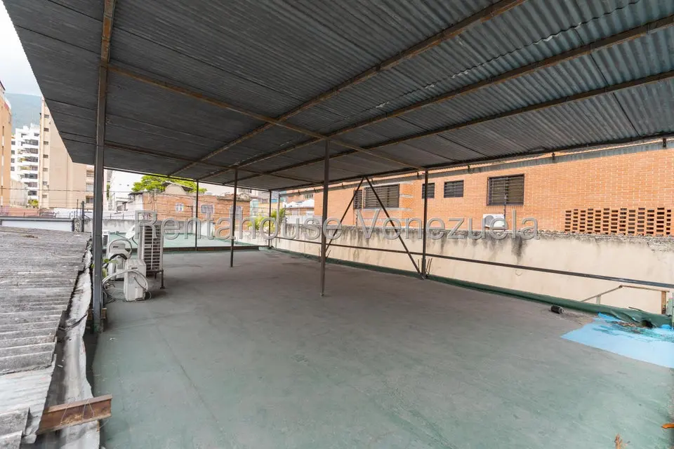 Comercial (Galpon - Deposito) en Venta en La Florida, Distrito Metropolitano - 22