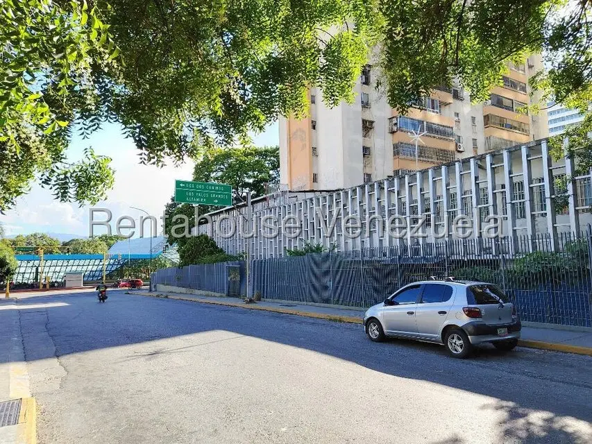Comercial (Local Comercial) en Alquiler en Santa Eduvigis, Distrito Metropolitano - 17