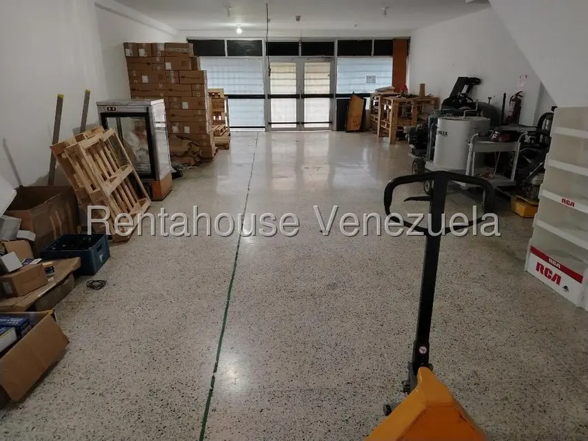 Comercial (Local Comercial) en Alquiler en Santa Eduvigis, Distrito Metropolitano - 3