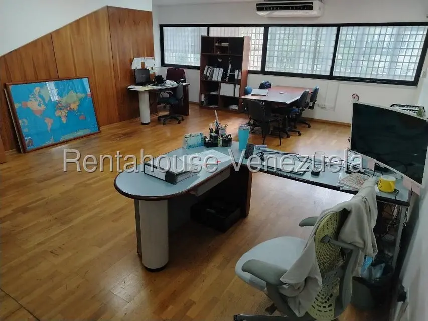 Comercial (Local Comercial) en Alquiler en Santa Eduvigis, Distrito Metropolitano - 9