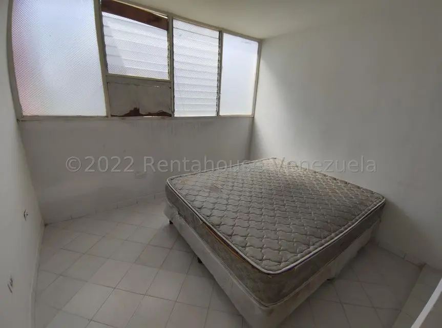 Apartamento (1 Nivel) en Alquiler en Campo Alegre, Aragua - 18