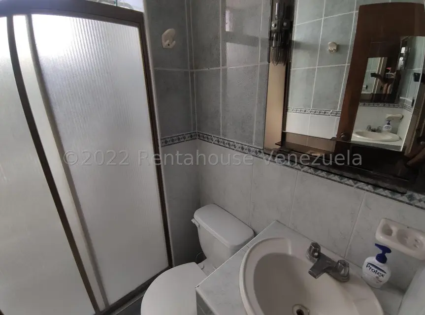 Apartamento (1 Nivel) en Alquiler en Campo Alegre, Aragua - 20