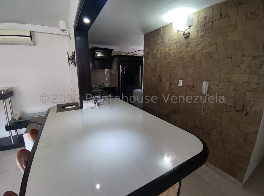 Apartamento (1 Nivel) en Alquiler en Campo Alegre, Aragua - 8