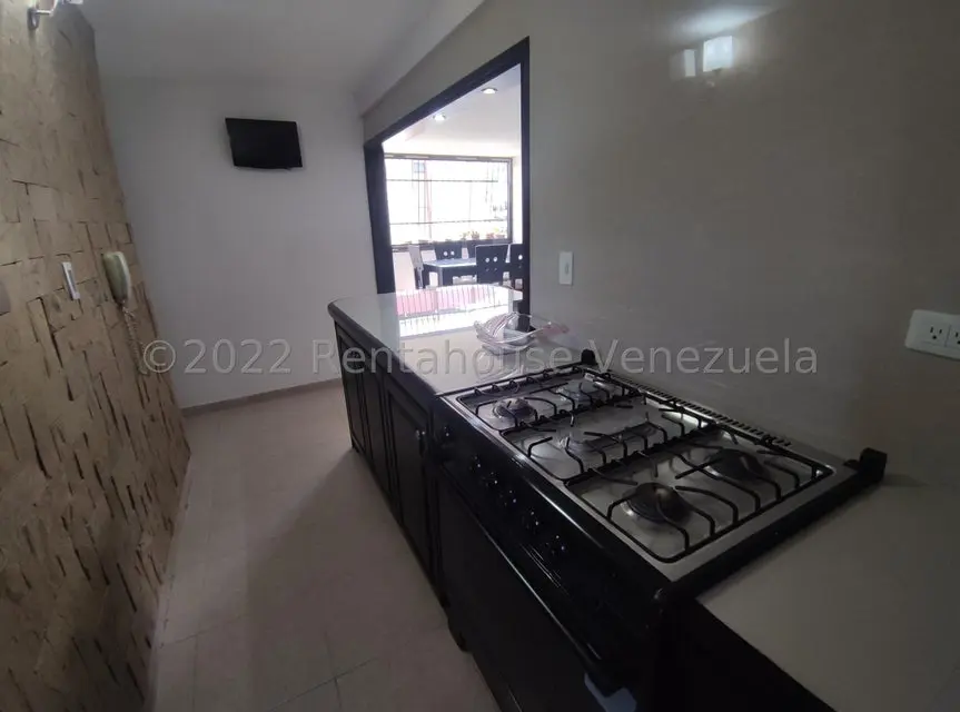 Apartamento (1 Nivel) en Alquiler en Campo Alegre, Aragua - 10