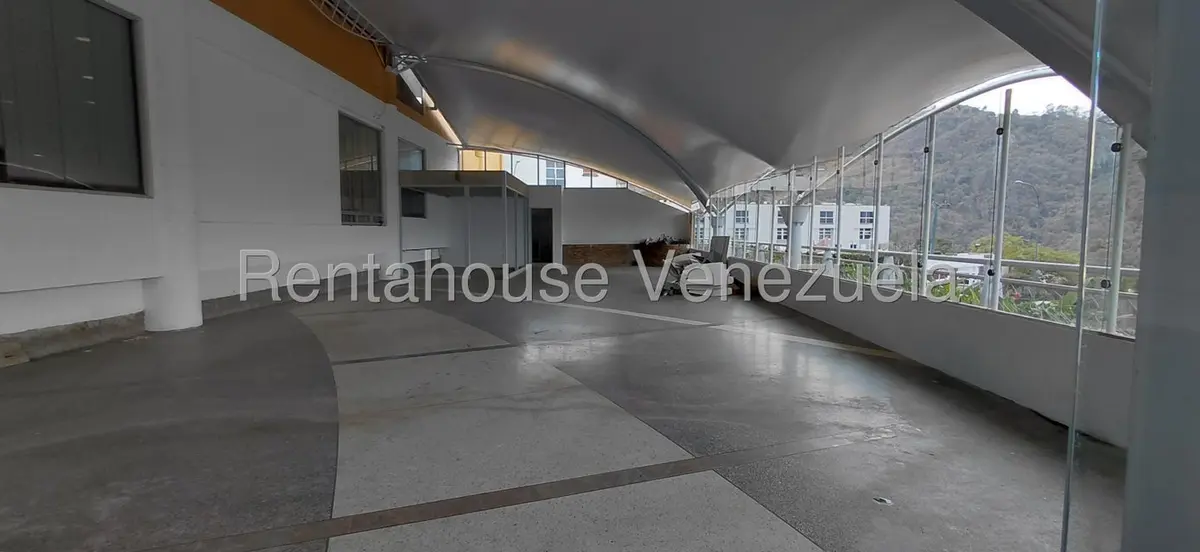 Comercial (Local Comercial) en Alquiler en Los Naranjos del Cafetal, Distrito Metropolitano - 4