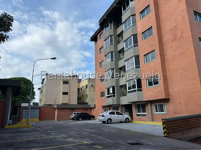 Apartamento (Multiples Niveles) en Venta en Avenida 19 de Abril, Tachira - 2