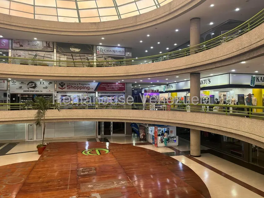 Comercial (Local Comercial) en Alquiler en Prebo I, Carabobo - 14