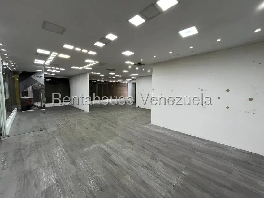 Comercial (Local Comercial) en Alquiler en Prebo I, Carabobo - 9