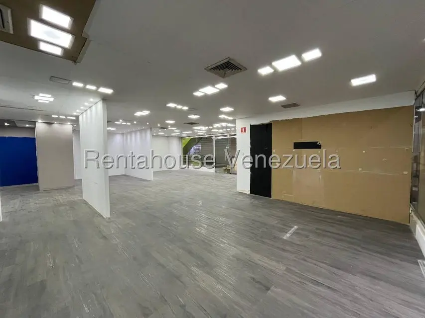 Comercial (Local Comercial) en Alquiler en Prebo I, Carabobo - 10