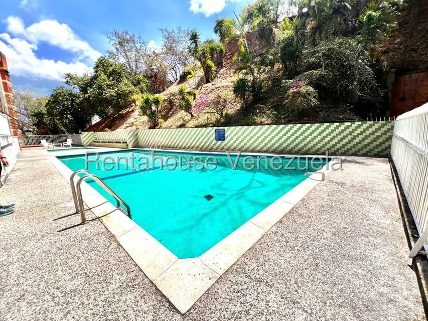 Apartamento (1 Nivel) en Venta en Chuao, Distrito Metropolitano - 11