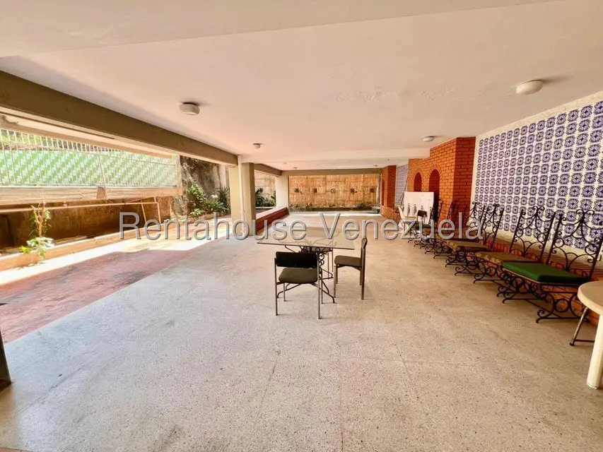 Apartamento (1 Nivel) en Venta en Chuao, Distrito Metropolitano - 12