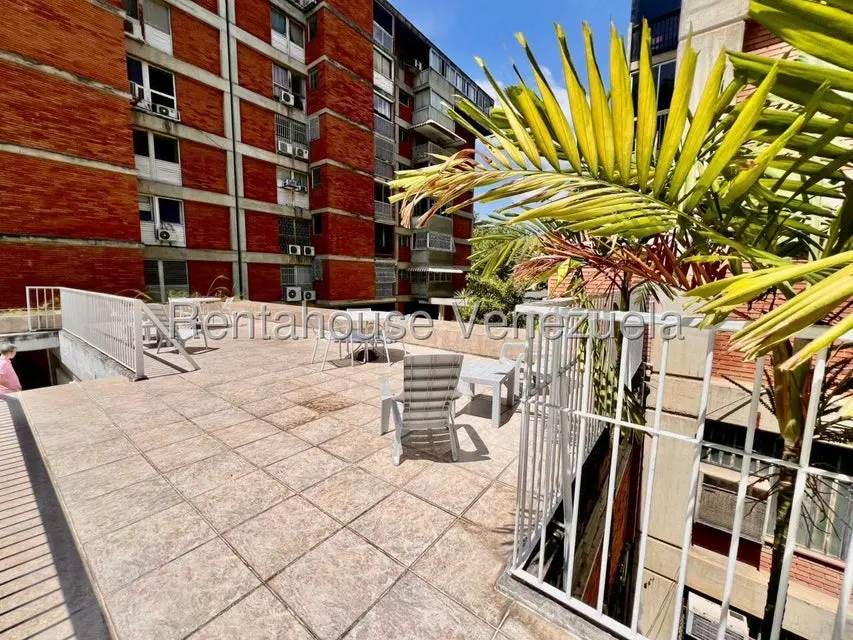 Apartamento (1 Nivel) en Venta en Chuao, Distrito Metropolitano - 16