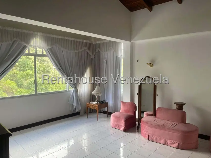 Casa (Multipes Niveles) en Venta en Oripoto, Distrito Metropolitano - 13