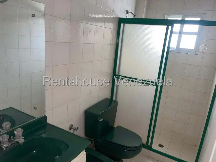 Casa (Multipes Niveles) en Venta en Oripoto, Distrito Metropolitano - 16