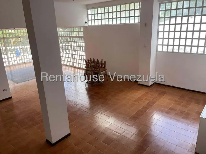 Casa (Multipes Niveles) en Venta en Oripoto, Distrito Metropolitano - 19