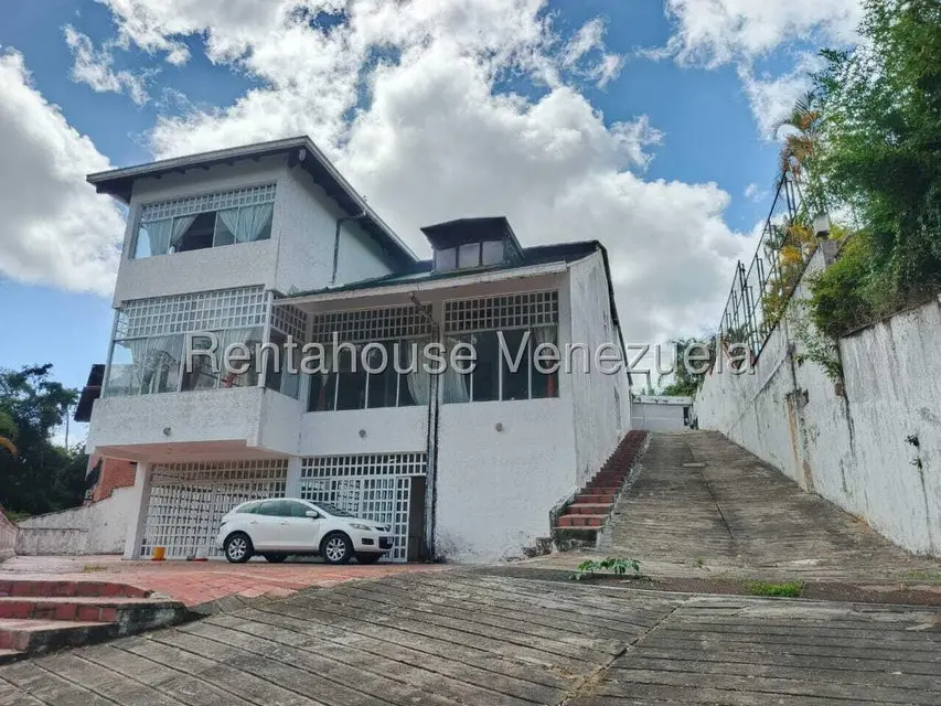 Casa (Multipes Niveles) en Venta en Oripoto, Distrito Metropolitano - 26