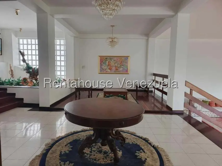 Casa (Multipes Niveles) en Venta en Oripoto, Distrito Metropolitano - 7