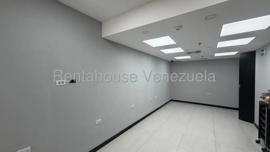 Comercial (Local Comercial) en Venta en San Bernardino, Distrito Metropolitano - 16