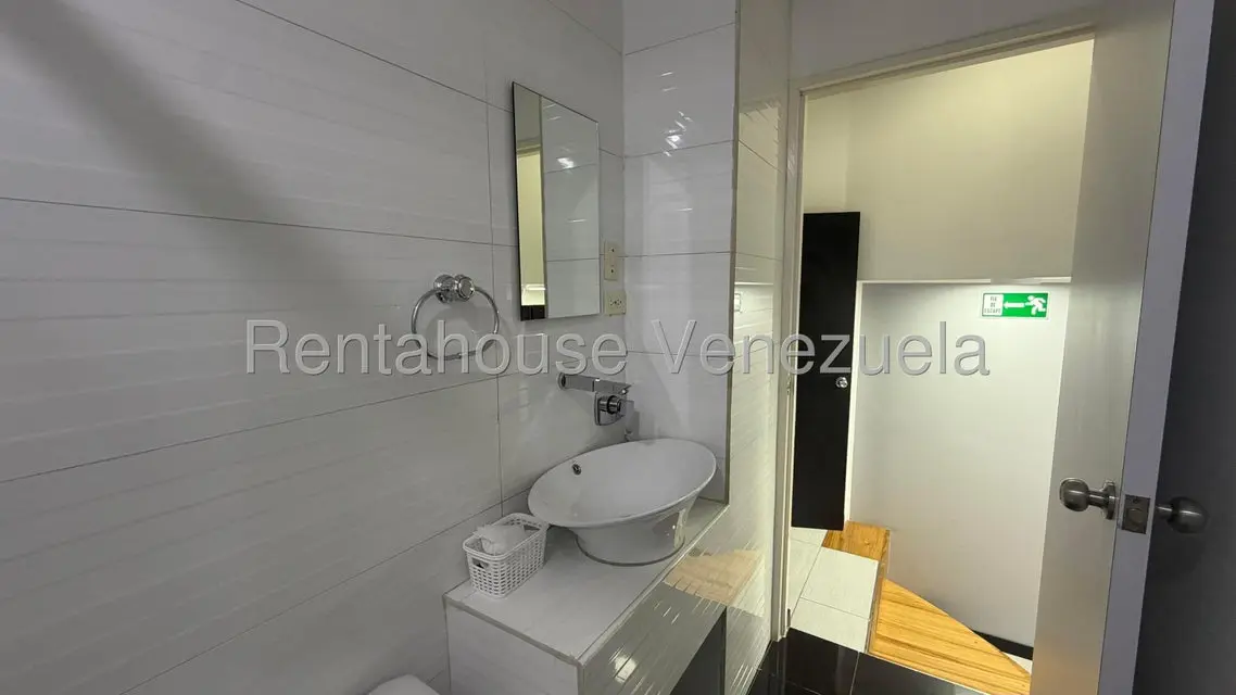 Comercial (Local Comercial) en Venta en San Bernardino, Distrito Metropolitano - 28