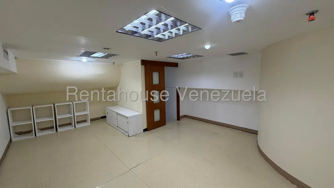 Comercial (Local Comercial) en Venta en San Bernardino, Distrito Metropolitano - 49