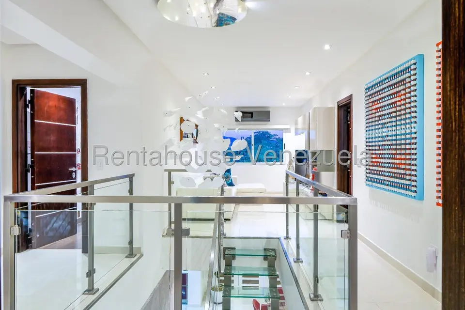 Casa (1 Nivel) en Alquiler en Altamira, Distrito Metropolitano - 11