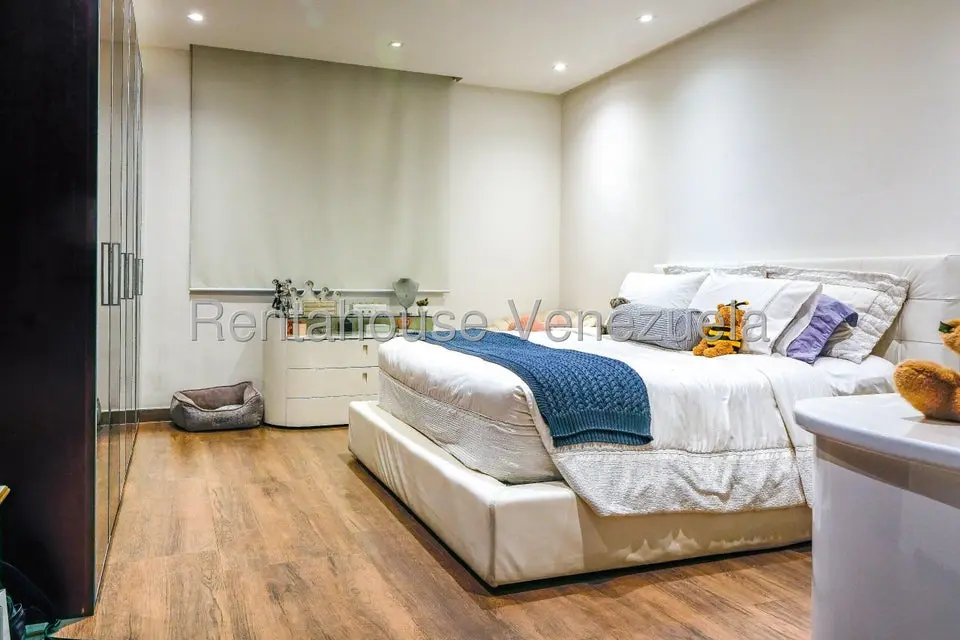 Casa (1 Nivel) en Alquiler en Altamira, Distrito Metropolitano - 17