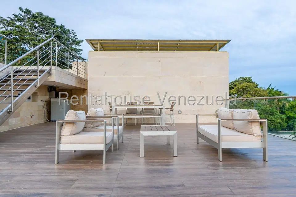 Casa (1 Nivel) en Alquiler en Altamira, Distrito Metropolitano - 23