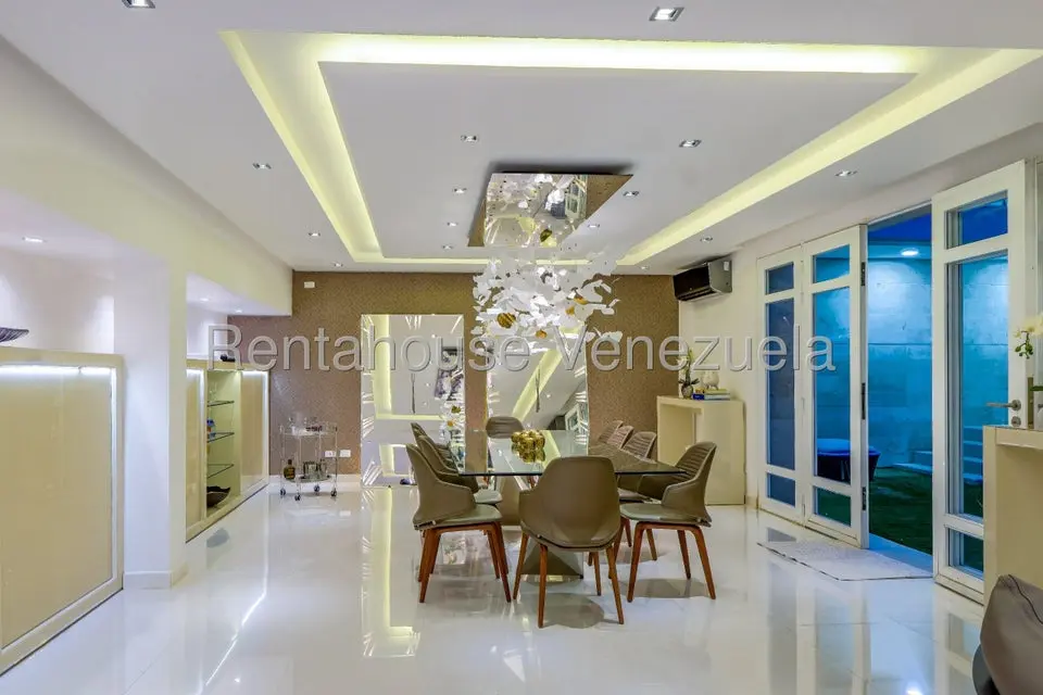 Casa (1 Nivel) en Alquiler en Altamira, Distrito Metropolitano - 4