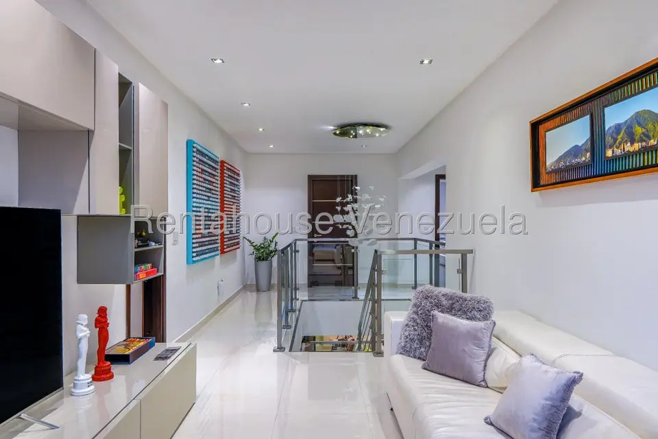 Casa (1 Nivel) en Alquiler en Altamira, Distrito Metropolitano - 10