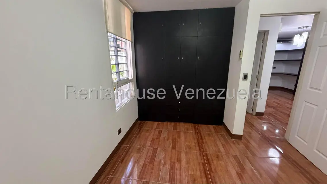 Apartamento (1 Nivel) en Alquiler en El Encantado, Distrito Metropolitano - 17