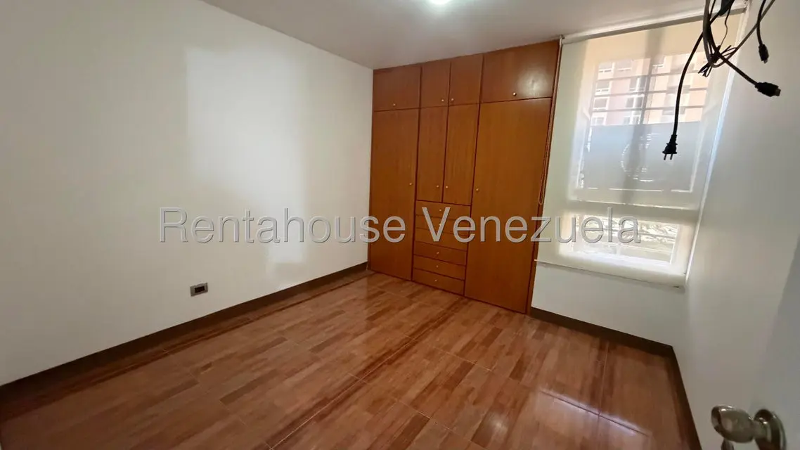Apartamento (1 Nivel) en Alquiler en El Encantado, Distrito Metropolitano - 26