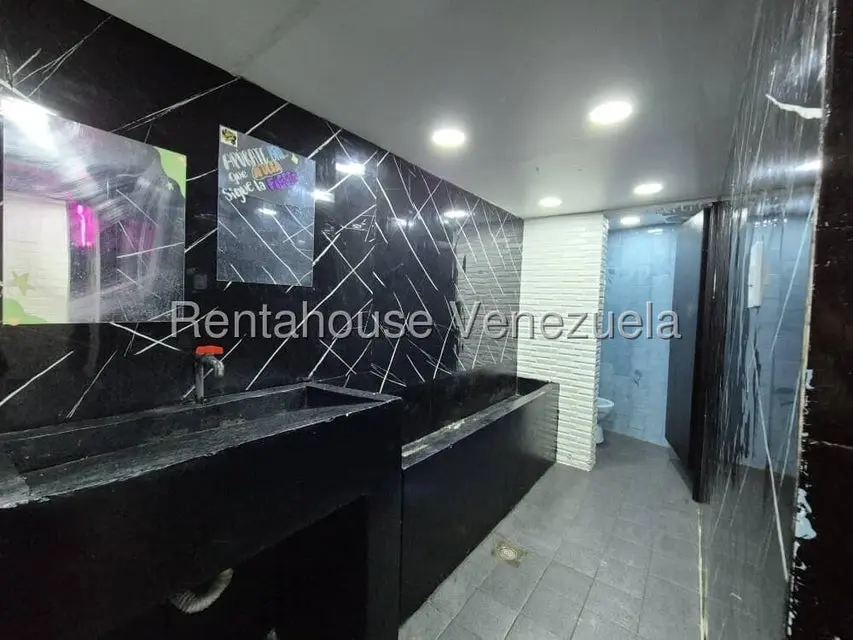 Negocios y Empresas (Alimentos y Bebidas) en Venta en Parroquia La Candelaria, Distrito Metropolitano - 26