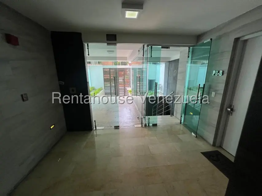 Apartamento (1 Nivel) en Alquiler en Los Naranjos de Las Mercedes, Distrito Metropolitano - 19